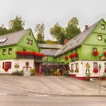 ホテル Fruehstuecks Zum Postillion クリンゲンタール